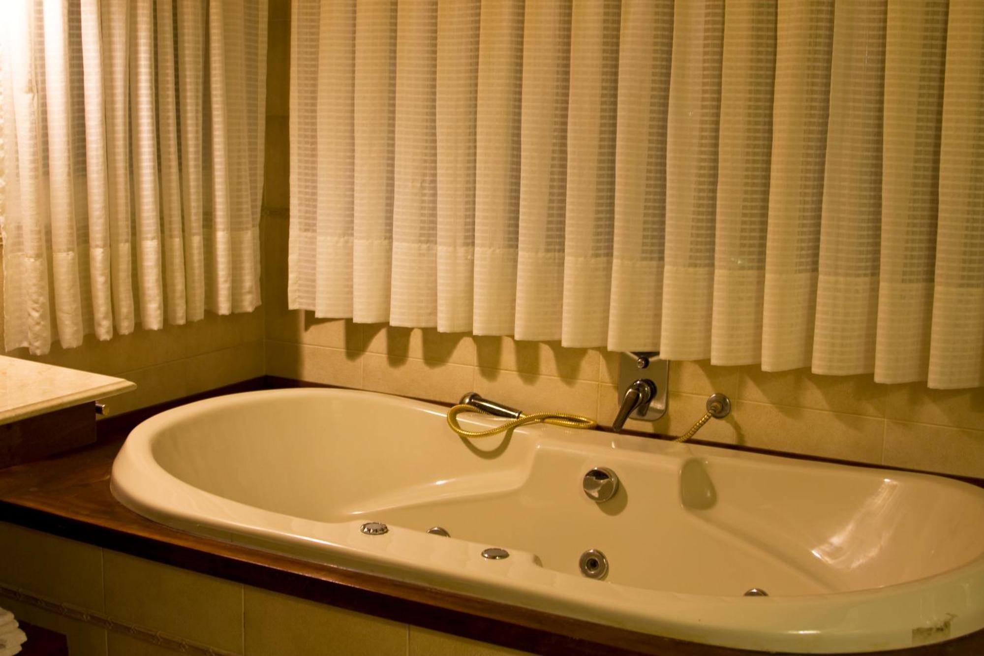 Hotel Aquarella ปุนตาเดลดีอาโบล ภายนอก รูปภาพ